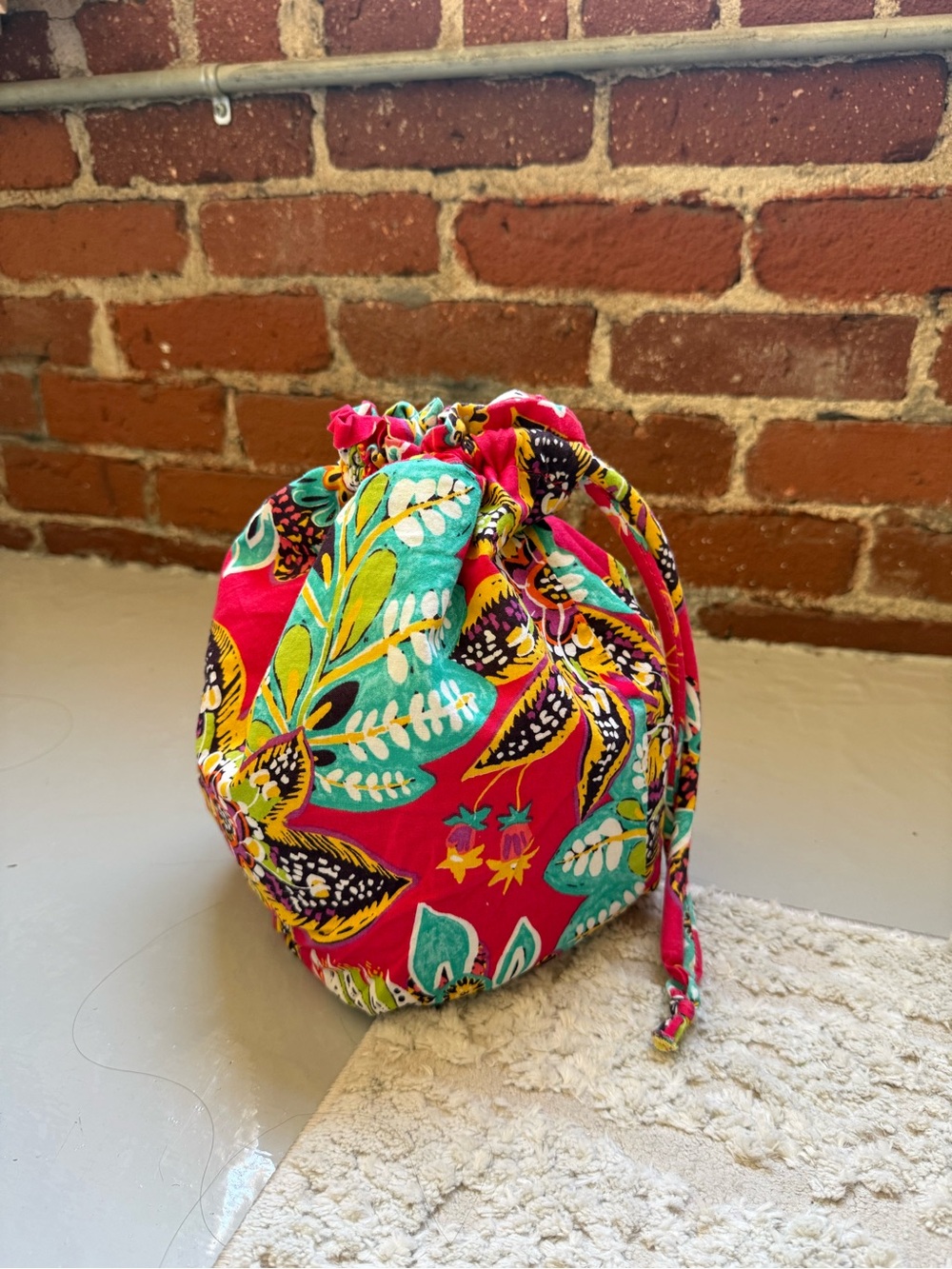 Vera Bradley drawstring Ditty bag in Rumba